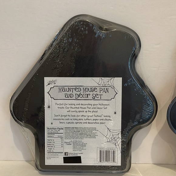 🔥Bundle of 2🔥 Haunted house Halloween cookie brownie baking pan decorating - Picture 3 of 3